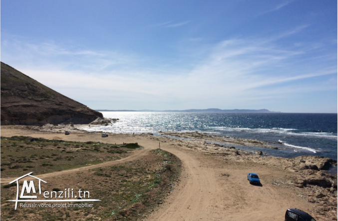 Terrain sur route principal du capzbib (bizert)810m²