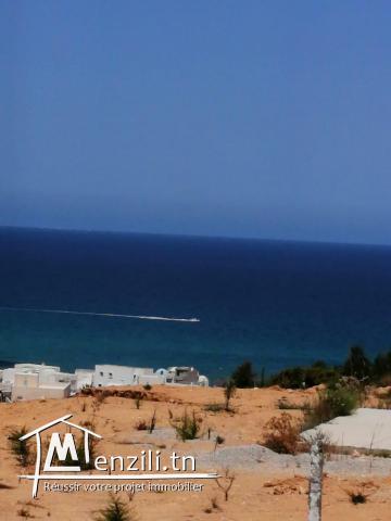 Terrain à Sounine au bord de la mer