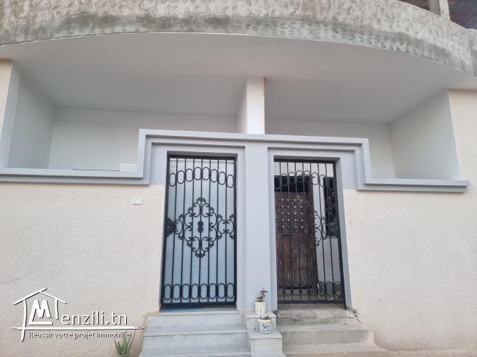 بيت للبيع في الصنهاجي طريق ينزرت كم 8(200) متر