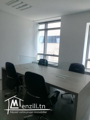 très beau bureau hall+4 au lac 1