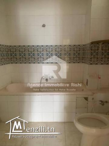 A vendre un appartement S2 à Cite Erriadh 1