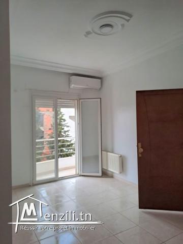 Etage de villa hammam sousse près de l'hôpital sahloul et lycée pilote de sousse