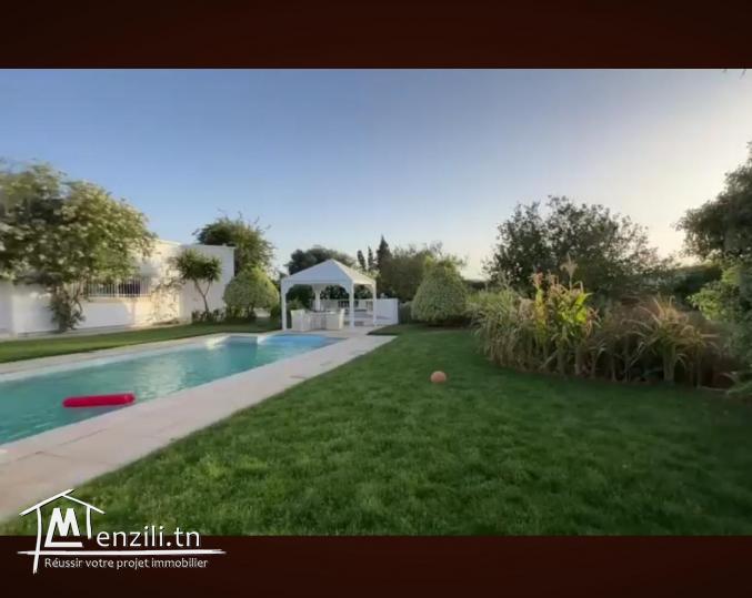 À vendre une belle villa + studio