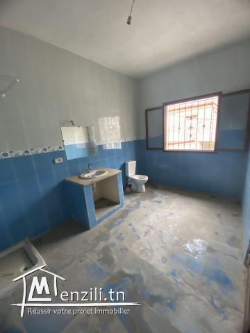 Maison S+4 à vendre a kabaria