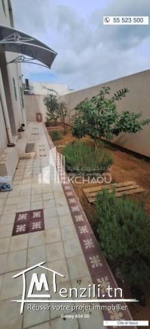 Jardin d el menzah2 à louer s2 avec Jardin