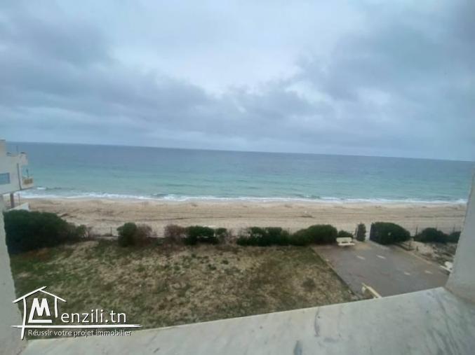 Appartement S3 dans une résidence pied dans l'eau avec une vue frontale