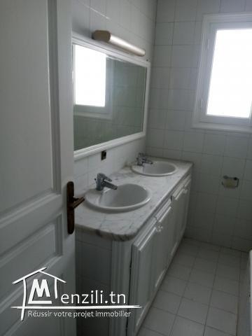 Villa à louer de Haut Standing Menzah-9