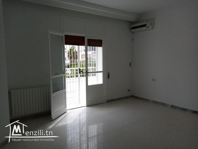 Villa à louer de Haut Standing Menzah-9