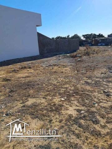 terrain de 200 m2 à kélibia