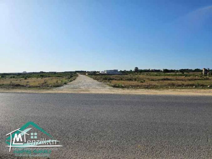 VT736:Terrain 2835 m² sur la route principale de ceinture Kelibia