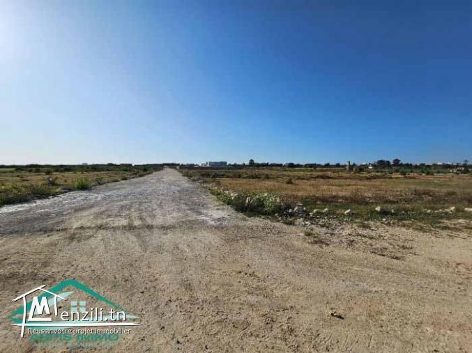 VT736:Terrain 2835 m² sur la route principale de ceinture Kelibia