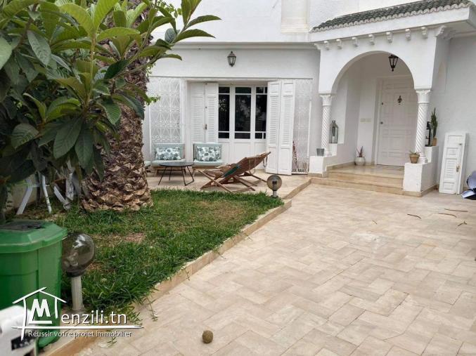 A Vendre villa S+4 Cité du stade a La Marsa