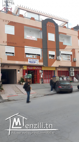 Appartement (S+2) au premier étage d’un immeuble (R+3)