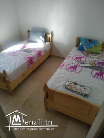 A  VENDRE  APPARTEMENT AU BORD DE LA MER