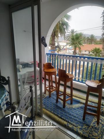 A  VENDRE  APPARTEMENT AU BORD DE LA MER