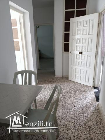 location maison étage de villa 1er étage au kram seulement pour famille