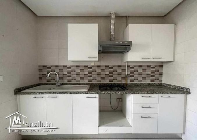 A vendre appartement S+2 , el boustene 8