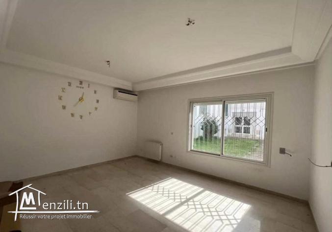 A vendre appartement S+2 , el boustene 8