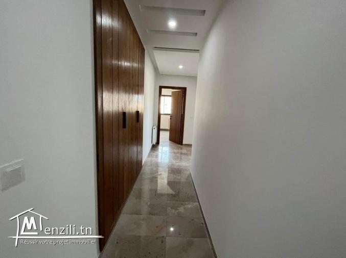 A louer un appartement s+3 haut standing