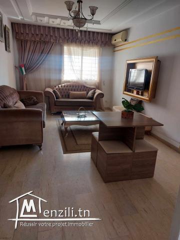 A vendre un appartement S+4