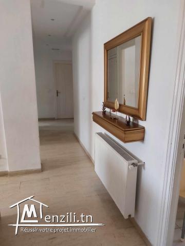 A vendre un appartement S+4