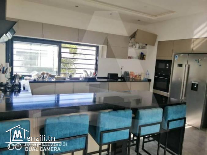 Villa S4 à vendre à Gammarth