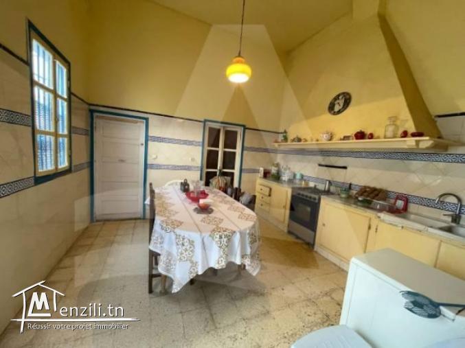 Villa de 628m² à vendre à la Marsa