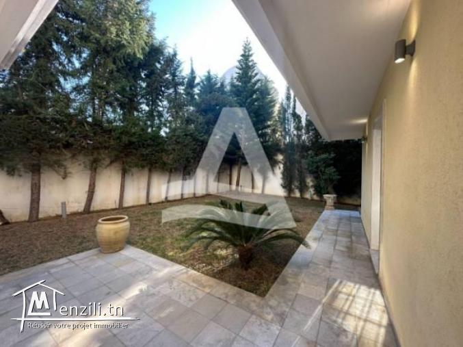 Au cœur de la marsa villa de charme pour la vente