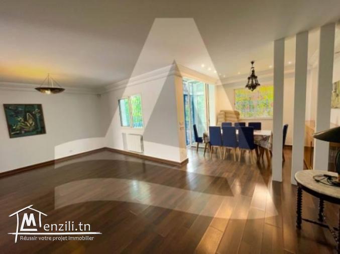 Charmant Duplex à louer à Gammarth