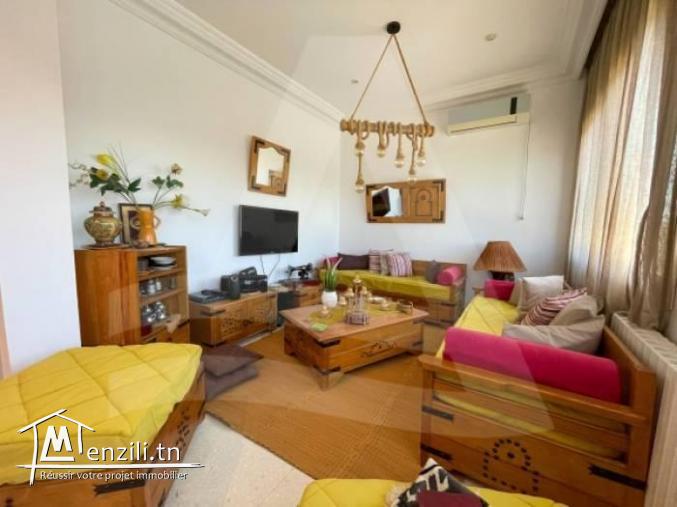 Location d'un étage de villa meublé ( ou vide ) à la Marsa