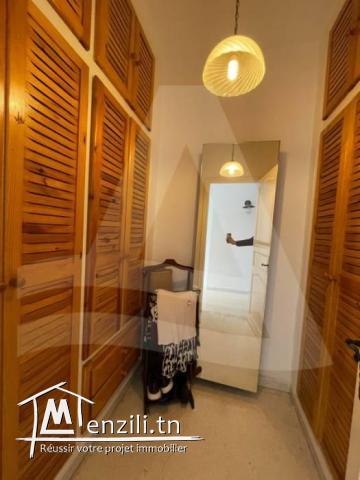 Location d'un étage de villa meublé ( ou vide ) à la Marsa