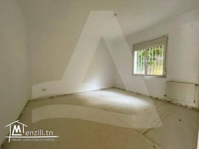Duplex avec Jardin à Vendre à Gammarth