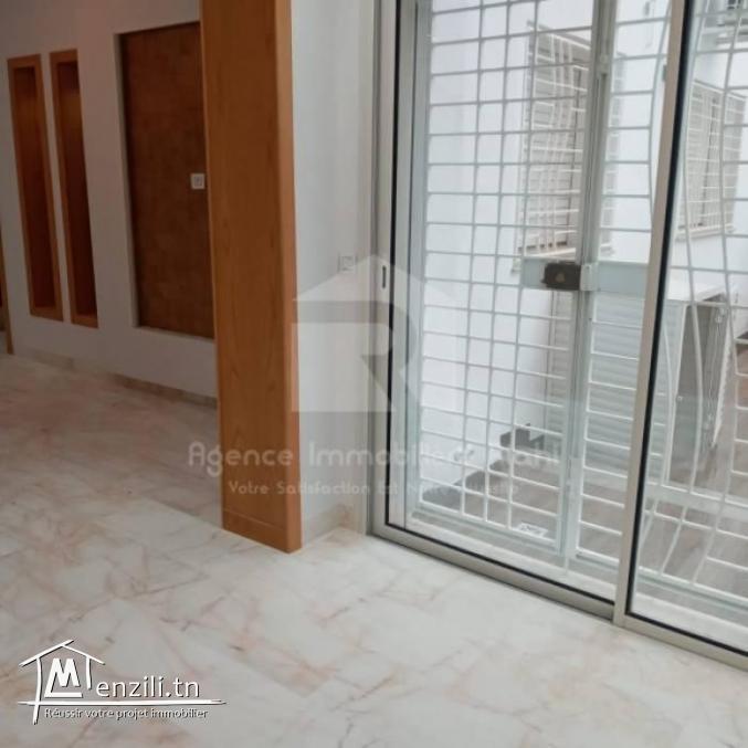 À Louer ( annuelle ) un appartement S1 non meublé situé à Hammem sousse