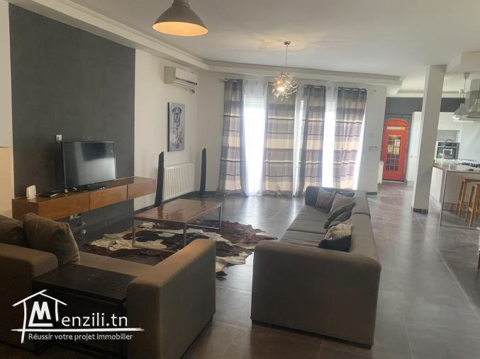 A louer S+3 meublé-E l Aouina