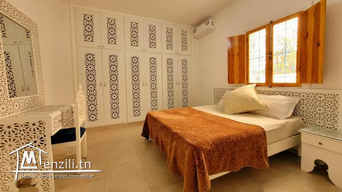 Villa S+3 avec piscine à Djerba lAghir