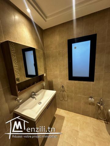 À Louer - Appartement S+3 à Megrine Riadh