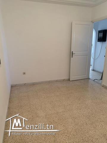 Appartement S+2 à Cidi Hassine, Cité El Fateh