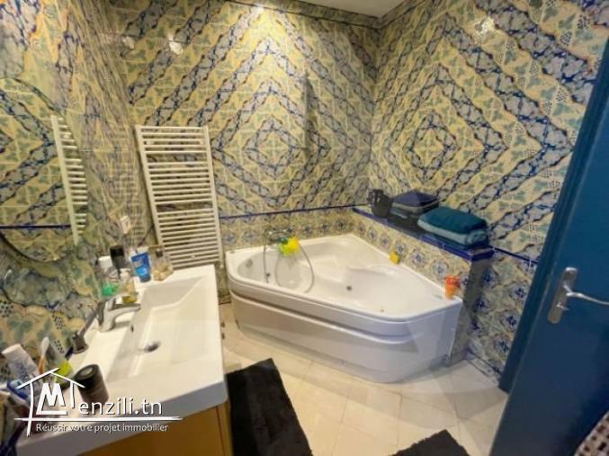 Location d'un Duplex meublé avec piscine à Gammarth