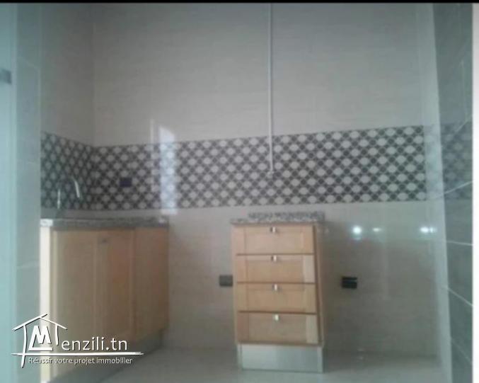 A louer appartement S+2 à Elmourouj 5