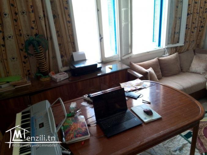 Etage e villa et terrain.440m2 à vendre