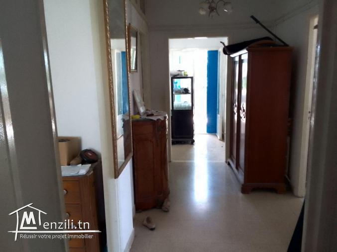 Etage e villa et terrain.440m2 à vendre