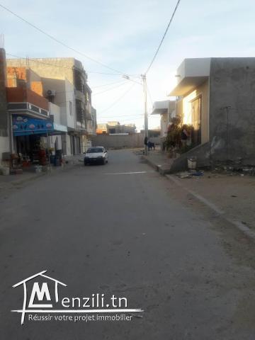 أرض بناء للبيع في المكنين