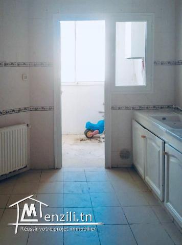 Appartement À VENDRE avec Terrasse Spacieuse à La Soukra