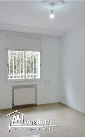 À louer duplex avec jardin la Marsa