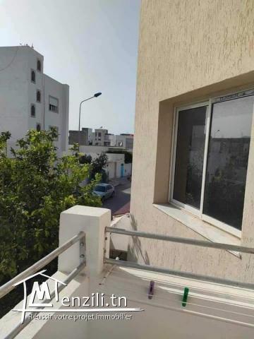 Villa contenant 4 appartements á ben arous/nebel a vendre