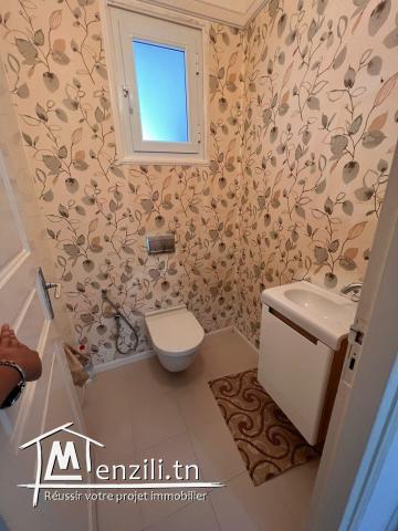 Loue étage de villa