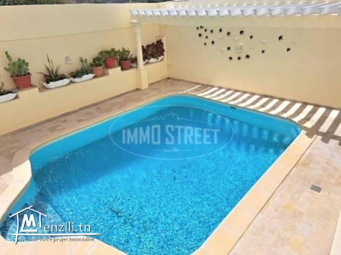 Rez de chaussée de villa avec piscine à Marsa Les pins