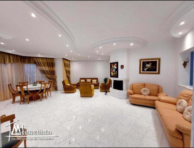 Etage Villa Haut Standing Entrée Indépendante Ariana Supérieur Près AFRICA MALL