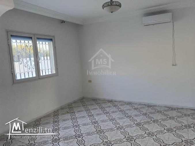 دار و معاها سانية للبيع في الحمامات الجنوبية 51355351