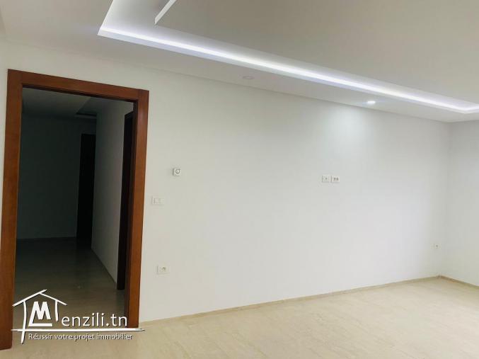 Appartement (s+2) jamais habité